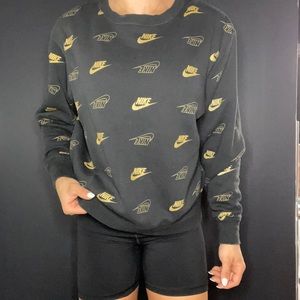 Nike Black Gold Oversized Sweatshirt